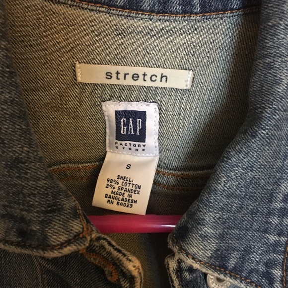 GAP denim jacket - Picture 2 of 3